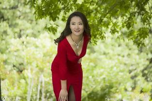 红衣女郎,传奇女性的传奇人生