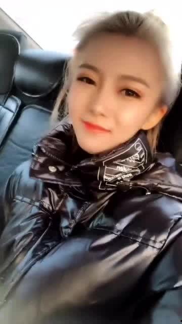 我的女神竟对我动心了,一段意外的情感邂逅